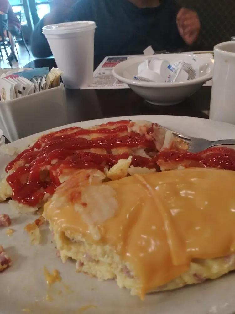 Biscuit and Gravy Omelet